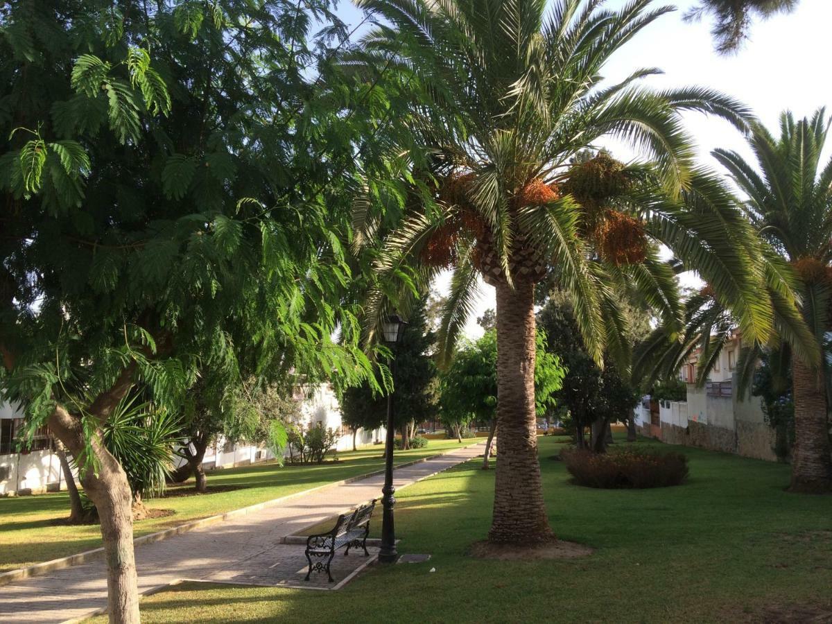 Apartment With Private Patio Fuengirola Exterior photo