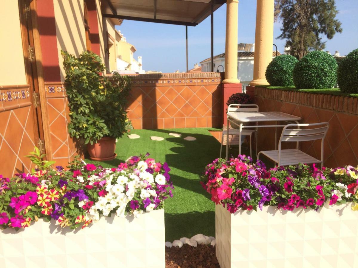 Apartment With Private Patio Fuengirola Exterior photo