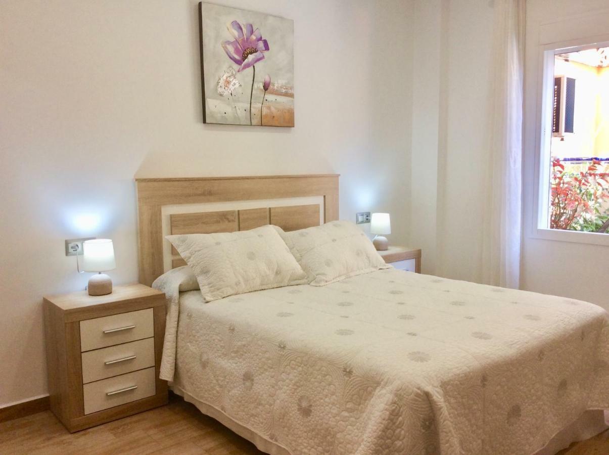Apartment With Private Patio Fuengirola Exterior photo