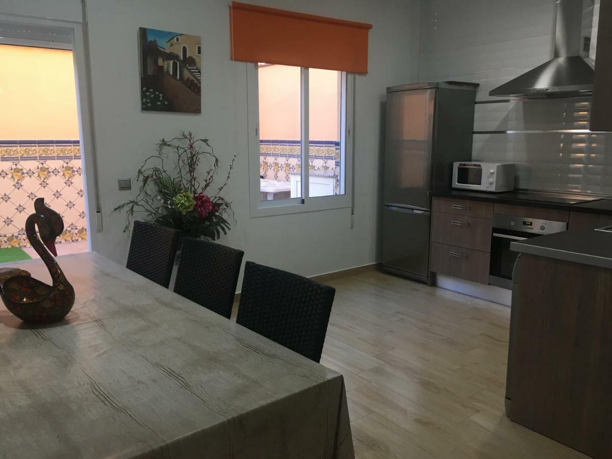Apartment With Private Patio Fuengirola Exterior photo